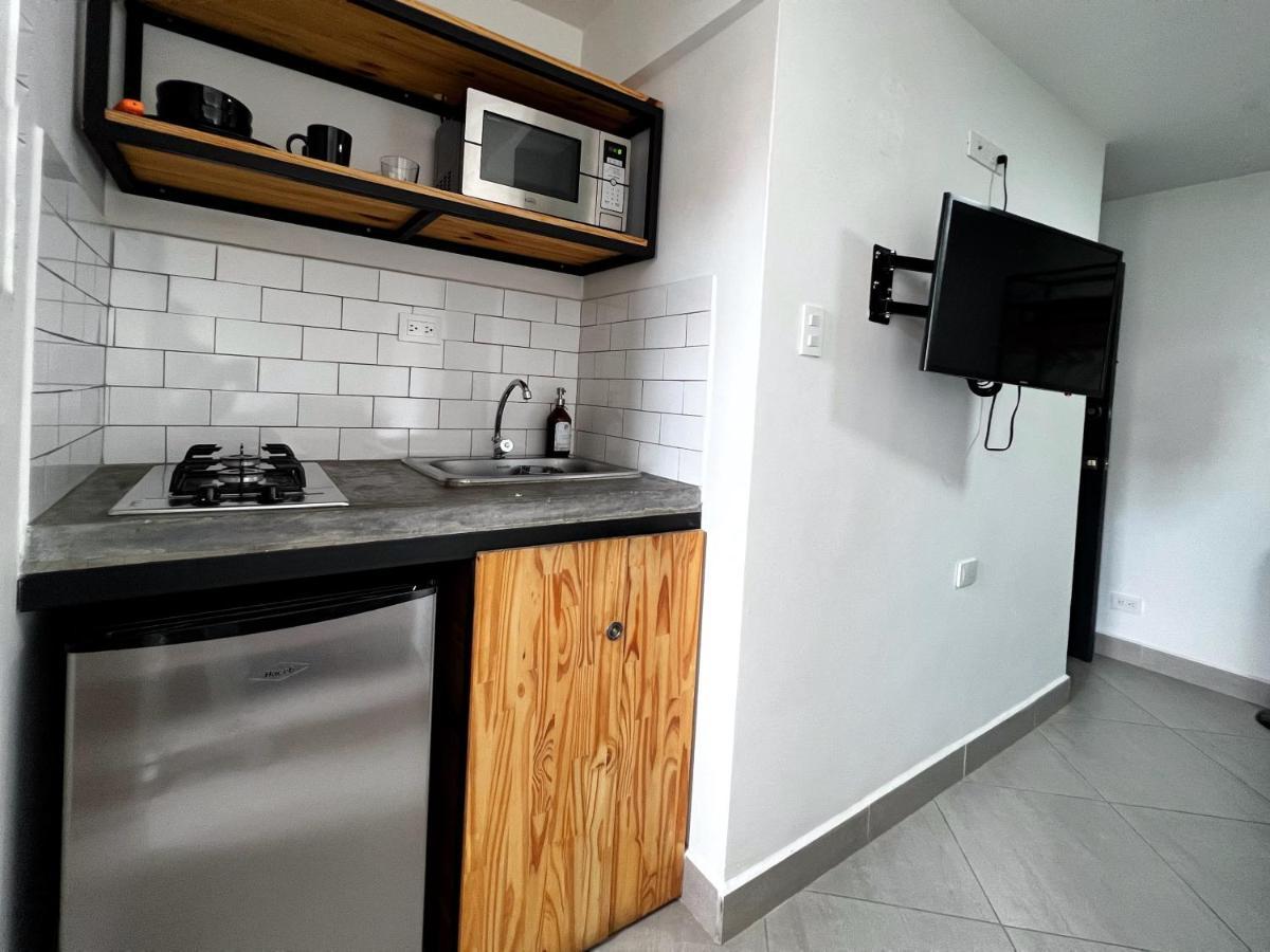 Casa Hotel Los Laureles Medellín Exterior foto