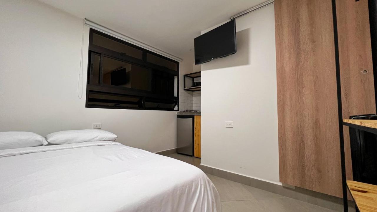 Casa Hotel Los Laureles Medellín Exterior foto